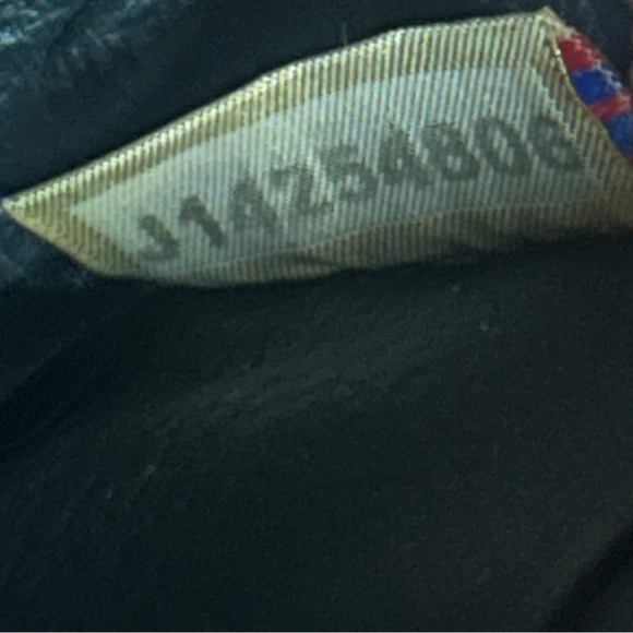 Dooney & Bourke (# J14254806) Black Leather Crossbody Bag (8 x 5” in.) W/ Tags - Picture 15 of 16